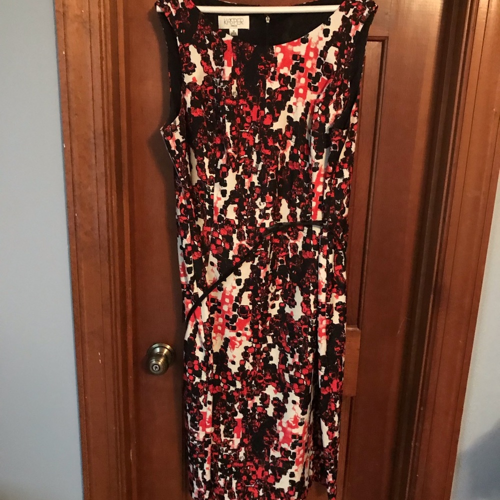 Kasper knee length sleeveless